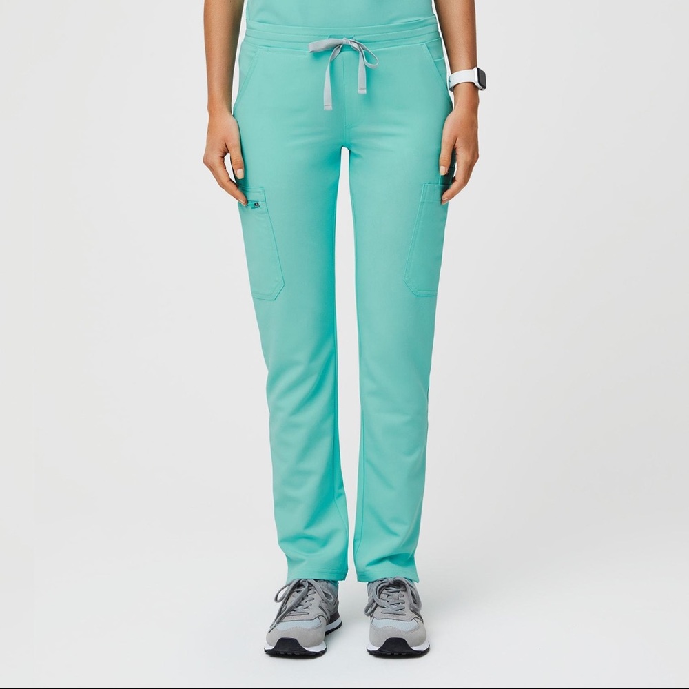 *NEW WITH TAGS* Aqua Set